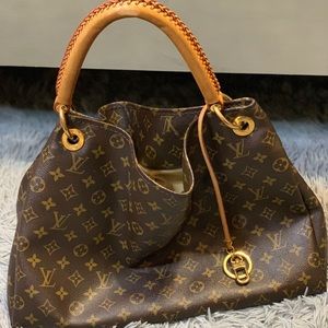 Louis Vuitton Artsy Tote bag